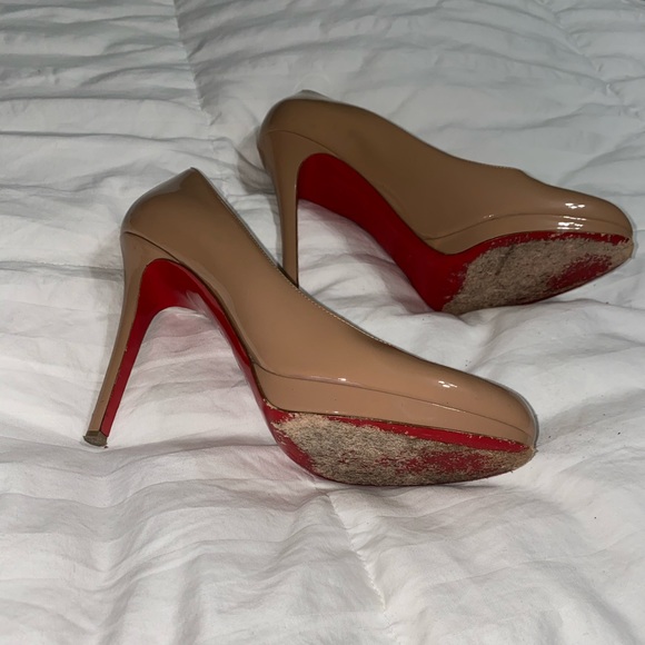 Loubs New Simply Pump in nude - Picture 3 of 4